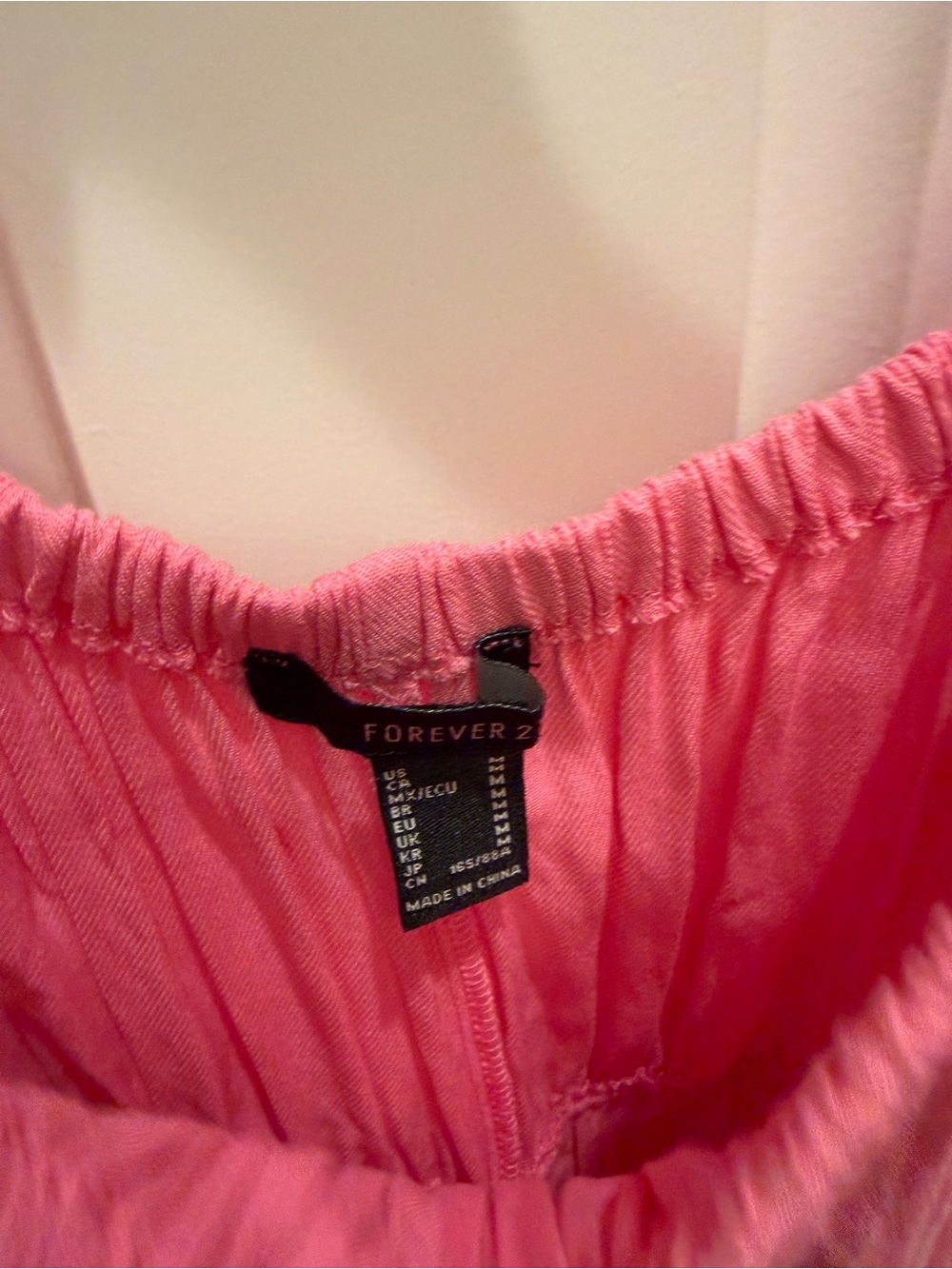 Pink Puff-Sleeve Women’s Peasant Top - Picture 3 of 3
